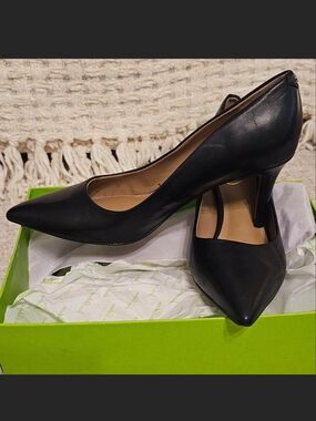 SAM ELDERMAN Classic  Black Leather Pointed-Toe Women’s Pumps. Like New Sz 7.5